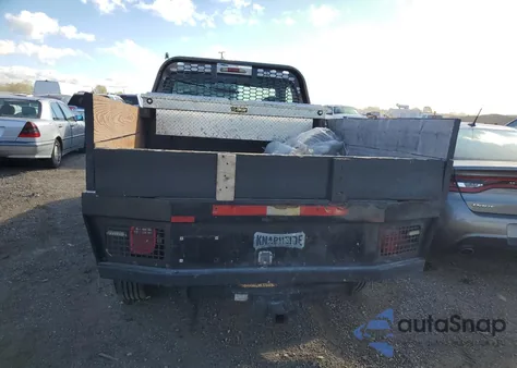 2001 Ford F250 Super Duty from USA, damaged, VIN 1FTNF20L71EC58711